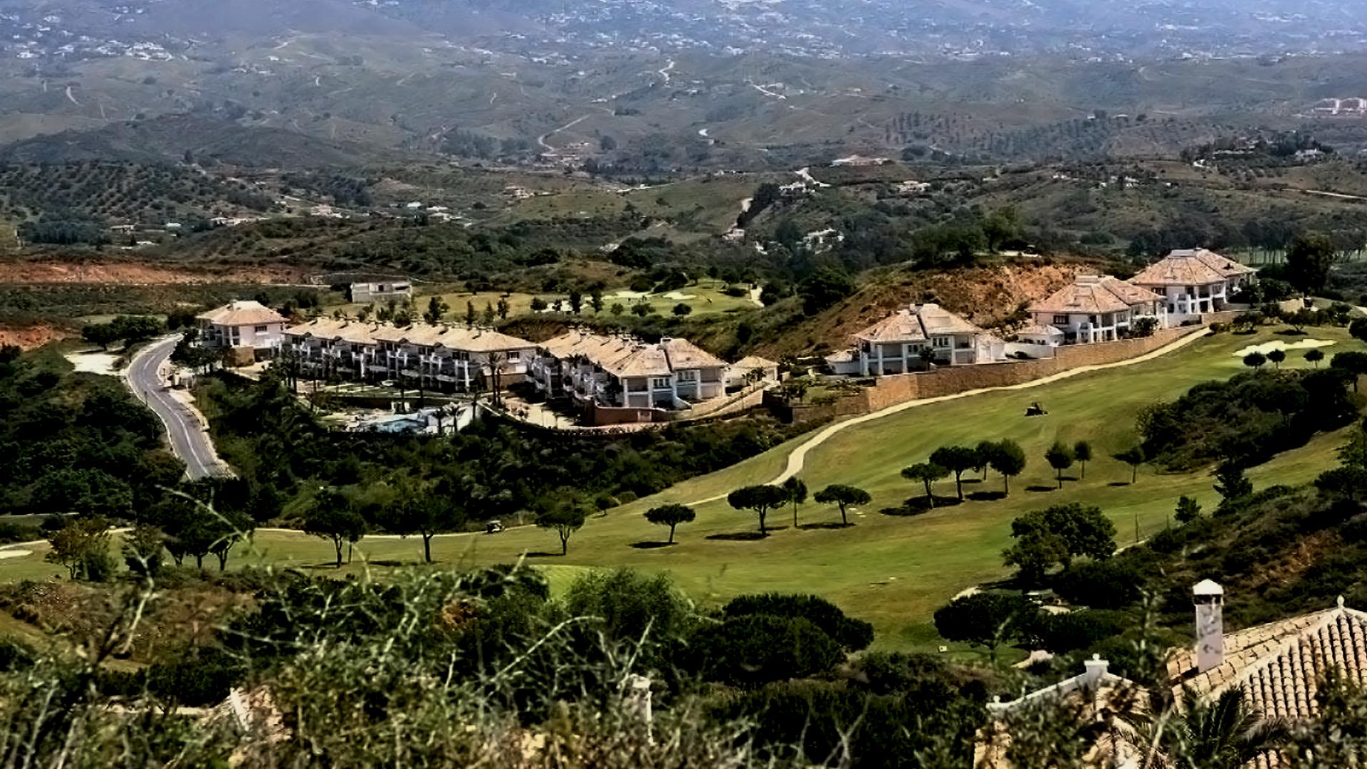 Urbanización Las Colinas del Golf» se encuentra ubicado en Mijas, Málaga