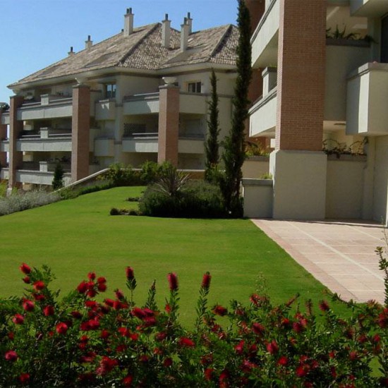 PAISAJISMO Y DISEÑO DE JARDINES DE URBANIZACIÓN LA TRINIDAD EN MARBELLA, MALAGA, ESPAÑA