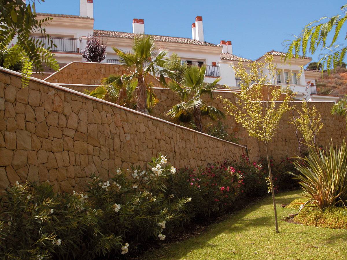 Paisajismo en Las Terrazas La Cala Golf, en Mijas Málaga