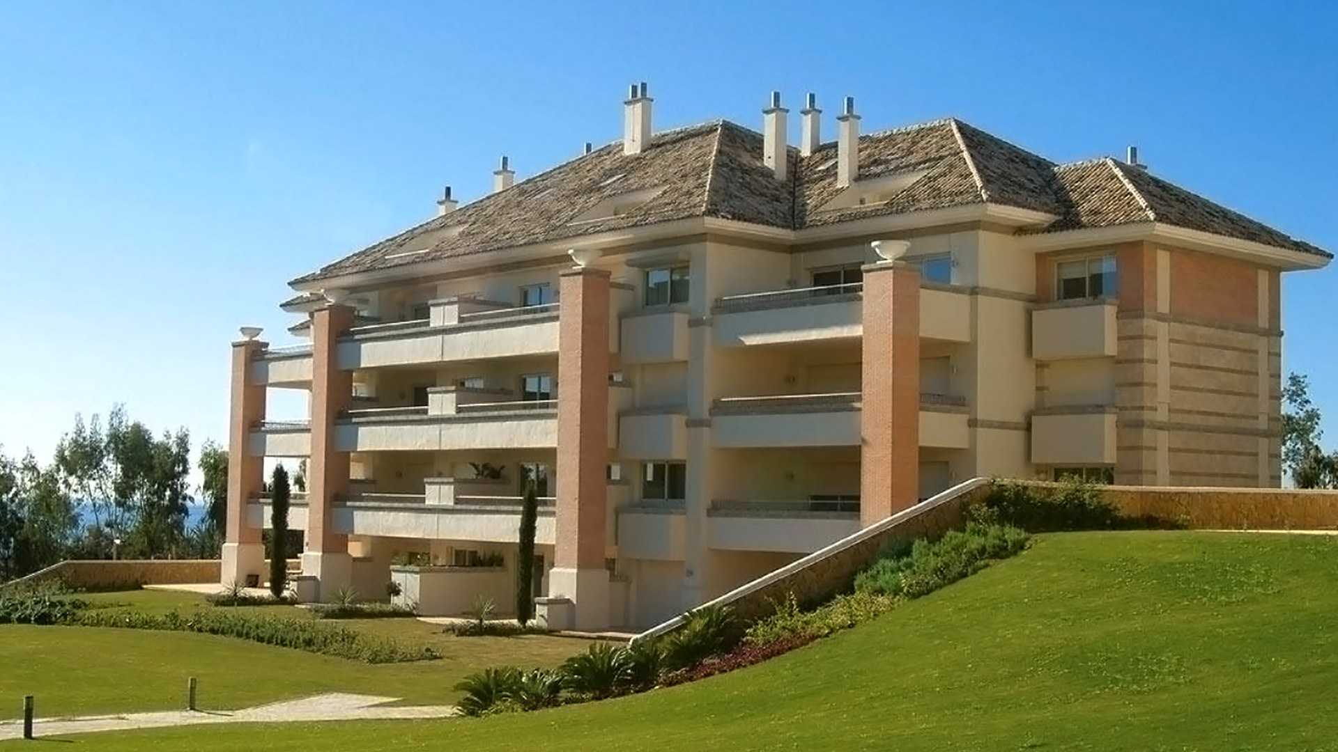 Urbanización La Trinidad es un conjunto residencial ubicado en Marbella 4