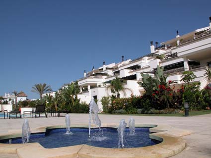 Oasis de Banús en Marbella es un proyecto de arquitectura residencial 6
