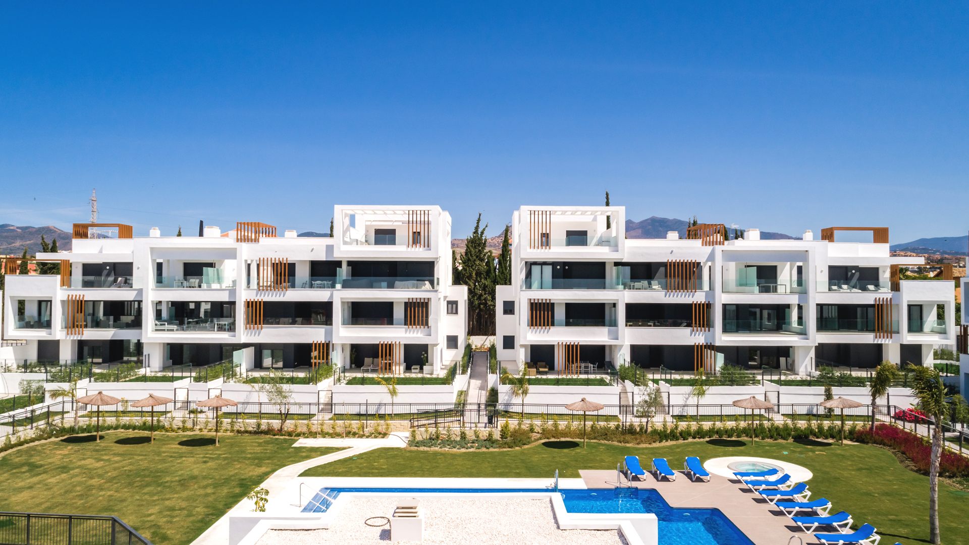 Residencial Miradores del Sol 14 en Estepona