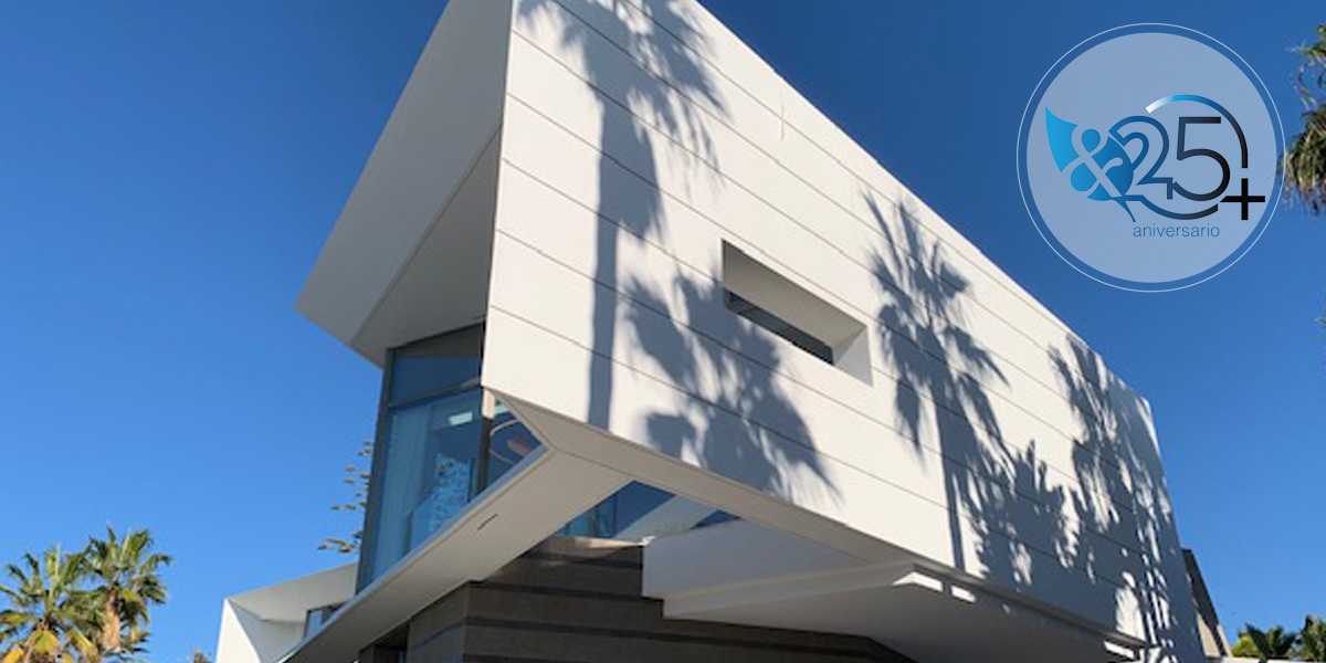 Casa Clip Villa moderna con diseno de Gonzalez & Jacobson Arquitectura