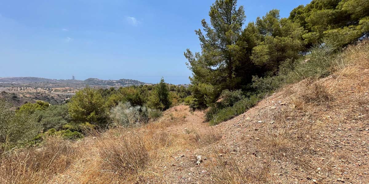 Parcela Pinares de San Anton Malaga - Gonzalez & Jacobson Arquitectura